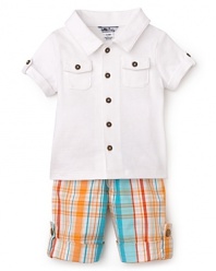 Classic cuteness from Kitestrings, this sporty shirt and lightweight roll-up pants make warm-weather playtime a more stylish affair.