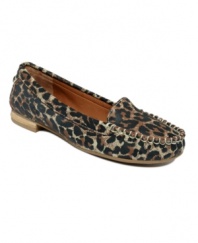 Sassy & spicy or cool & casual. The Corral moccasin flats by Lucky Brand transform to complement your style.