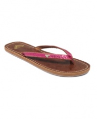 Roxy's La Paz flat thong sandals provide the perfect amount of sparkle on those hot summer days.