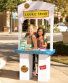 Early entrepreneur. The Discovery Kids lemonade stand encourages the use of imagination to keep your little businessman engaged for hours of fun.