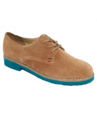 As sweet as can be. Tommy Hilfiger's Honeybee lace-up oxfords are menswear-inpsired with a pop of color.