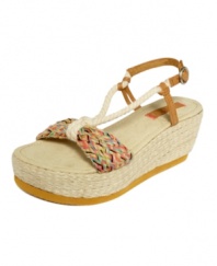 This monster wedge is fancied up with brightly colored woven rope. Step into Roxy's Salerno espadrille wedge sandals and let the day's adventures take you away.