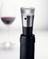 Don't waste another drop of wine. Instead, use Menu's new Vignon vacuum stopper that safely removes all the air from the bottle allowing you to store it for up to six days. It's small and easy to use and goes perfectly with the new decanting pourers.