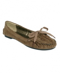 Barefoot Tess' Phoenix flats combine the comfort of a moccasin with a traditional Native American aesthetic. Made in suede with a round-toe silhouette, they include lace-up detailing as well as beading and fringe embellishment.