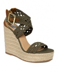 Chic no matter where you wear them. The Magestee sandals by Steve Madden are fit for summer queens with their woven fabric straps and beachy espadrille heel.