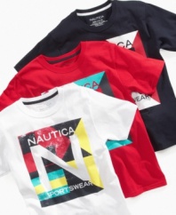 Dress without stress. This vintage-style t-shirt from Nautica is a cool and casual shirt for him to play in on sunny weekends.