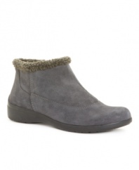 Easy Spirit's Icy Feet booties are a cool, casual look to add to your shoe collection. Crafted in leather or suede with faux fur trim and a side zipper closure, they include a round-toe shape and flexible sole for total comfort.