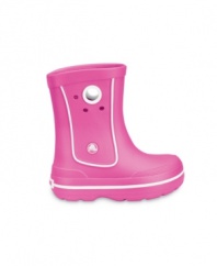 The perfect lightweight rain boot for your on-the-go little one, rain or shine