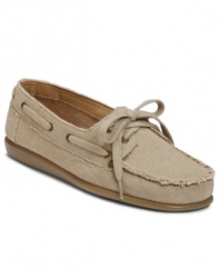 Free and easy is the mantra for this bubbly loafer. With its frayed, inside-out canvas look, the Soft Drink loafers by Aerosoles are cool and refreshing. A flexible rubber sole and cushioned insole turn your comfort up to 10.