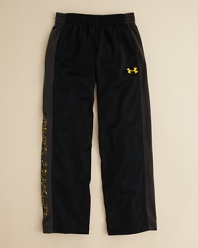 Under Armour's Brawler warm-up pants work and play as tough as their namesake, keeping your little athlete in good form on and off the court.