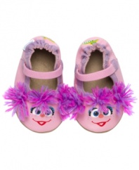 Abby Cadabby®, the adorable fairy-in-training from Sesame Street, would like to grant your baby girl the gift of a magical mary jane. This special leather soft sole will provide a non-slip grip with a suede outsole, a secure fit with an elasticized back and mary jane strap, and for entertainment there are playful yarn poms poms on the upper.