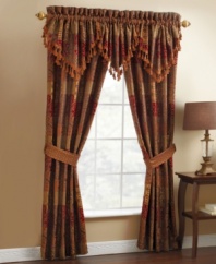 Frame your windows with luxurious color and texture with the Galleria window valance. The combination of warm, shimmering colors, classic medallion and tassel details creates a perfectly regal air for any room.