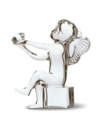 When offering your heart to your beloved, let this darling Baccarat cherub be your messenger. Made in France of solid crystal, it's the ultimate expression of love and romance.