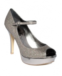 Traditional Mary Janes get a twofold makeover in Marc Fisher's Terry 4: a trendy peep-toe platform pump silhouette and a sparkling glitter finish in silver/multicolor or gold. With a high covered heel, they're perfect for a fun night out with friends!