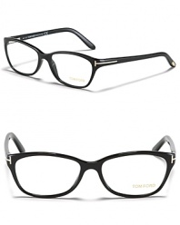 Rounded wayfarer frames with signature T detail at temples, a stylish look from Tom Ford.