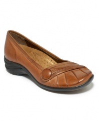 Put a little lift in your step with Hush Puppies little wedge with a pretty pleated front and button strap.
