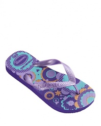 Perfect for kicking up sand at the beach or just kicking it in the yard, these Havaianas sandals are fun no matter where she goes.
