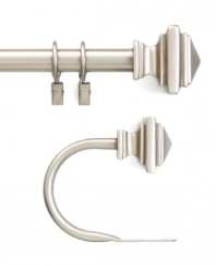 A truly contemporary design, the Hudson window holdback pair features a square-cut finial design with a soft nickel finish that lends itself to many modern style decors. Coordinates with the Hudson window hardware collection from Peri.